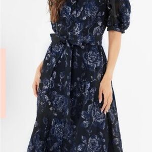 Chic Midnight Floral Midi Dress